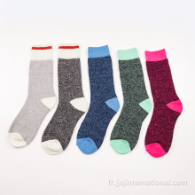 Personnalisation des chaussettes en tricot chaud d&#39;automne et d&#39;hiver